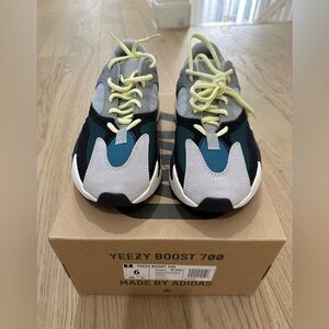 Yeezy Boost 700 Wave Runner